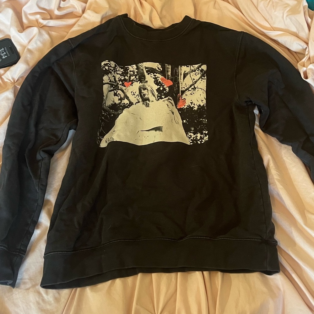 Taylor swift sweatshirt
